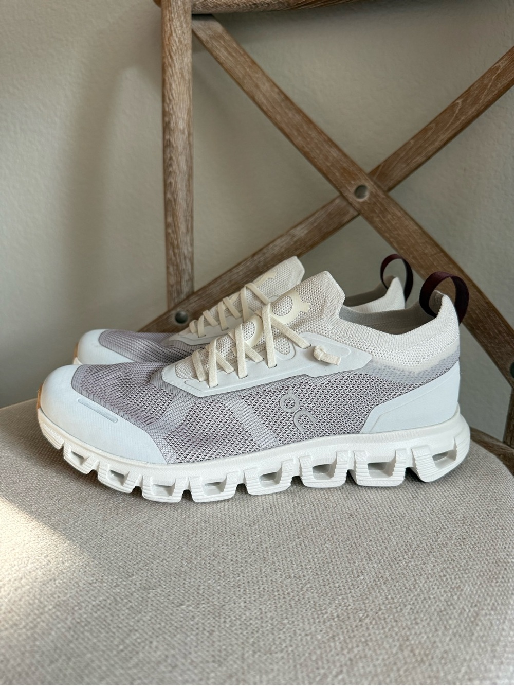 On Cloud 6 Versa Sneakers ice maroon - Picture 2 of 8